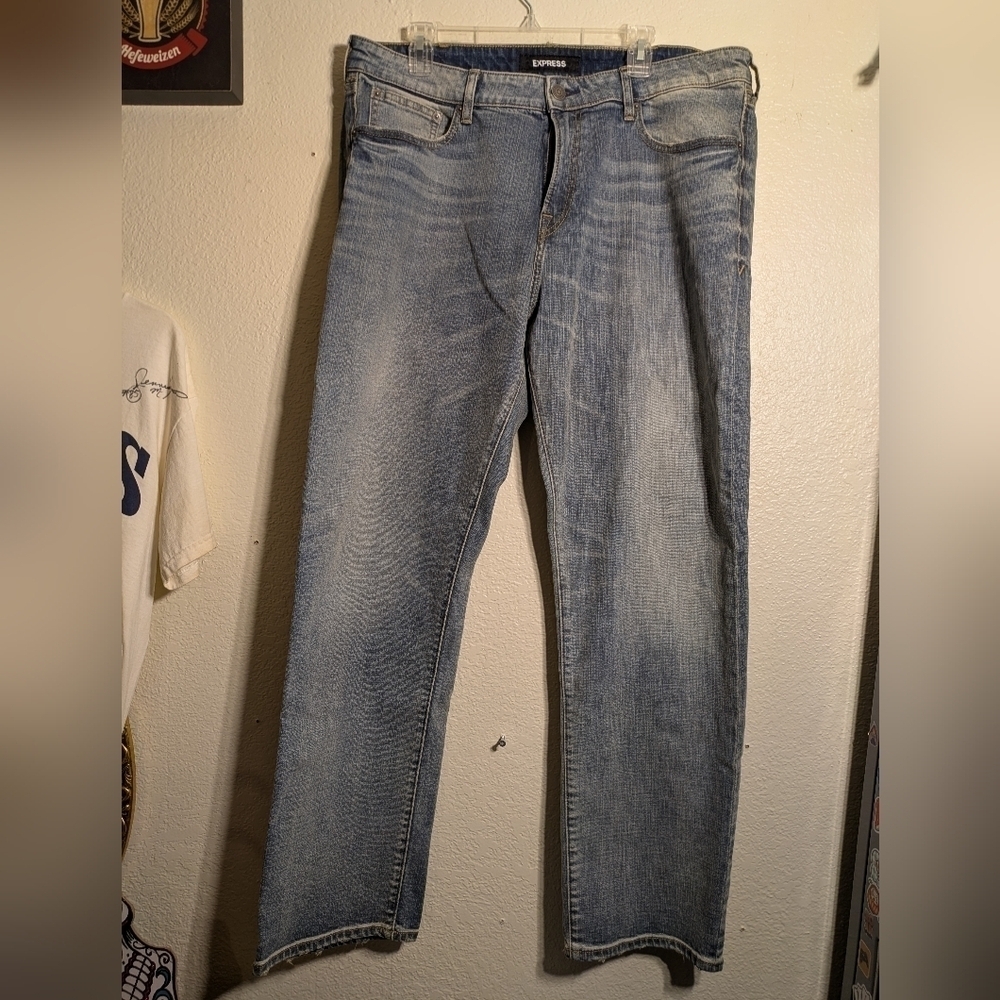 Express Men's Blue Jeans Size 38x32 Pre-owned Excellent Condition